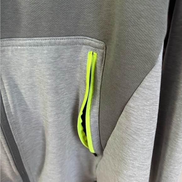 Nike Man’s Jacket in Size Large - Picture 9 of 12